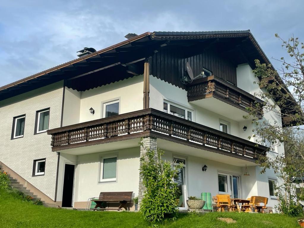 Ferienwohnung ,Hoizmann' Pinsdorf Kültér fotó