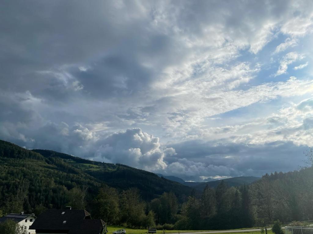 Ferienwohnung ,Hoizmann' Pinsdorf Kültér fotó